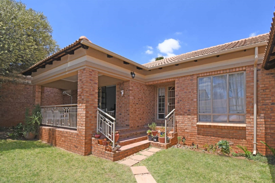 3 Bedroom Property for Sale in Moreleta Park Gauteng