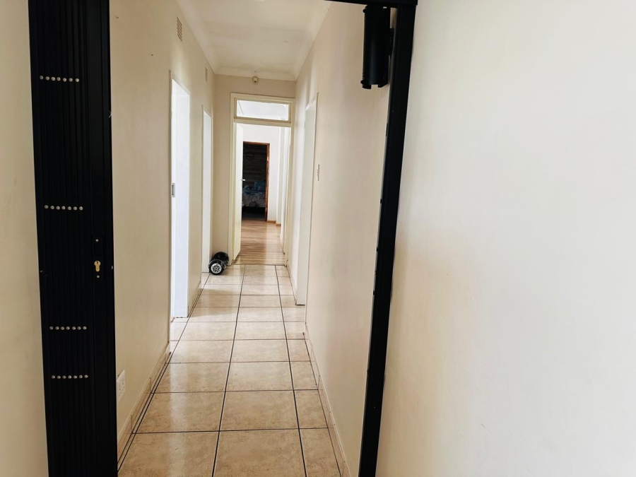 4 Bedroom Property for Sale in Glen Marais Gauteng