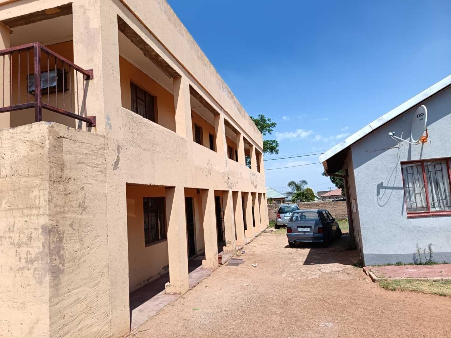 2 Bedroom Property for Sale in Kagiso Gauteng