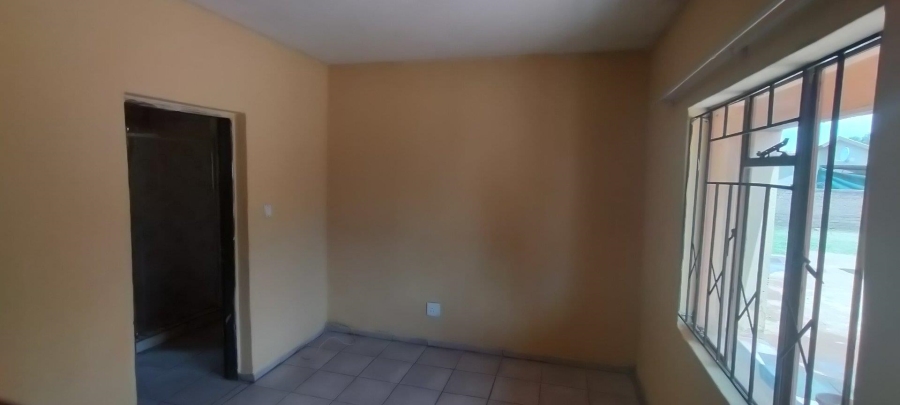 2 Bedroom Property for Sale in Kagiso Gauteng