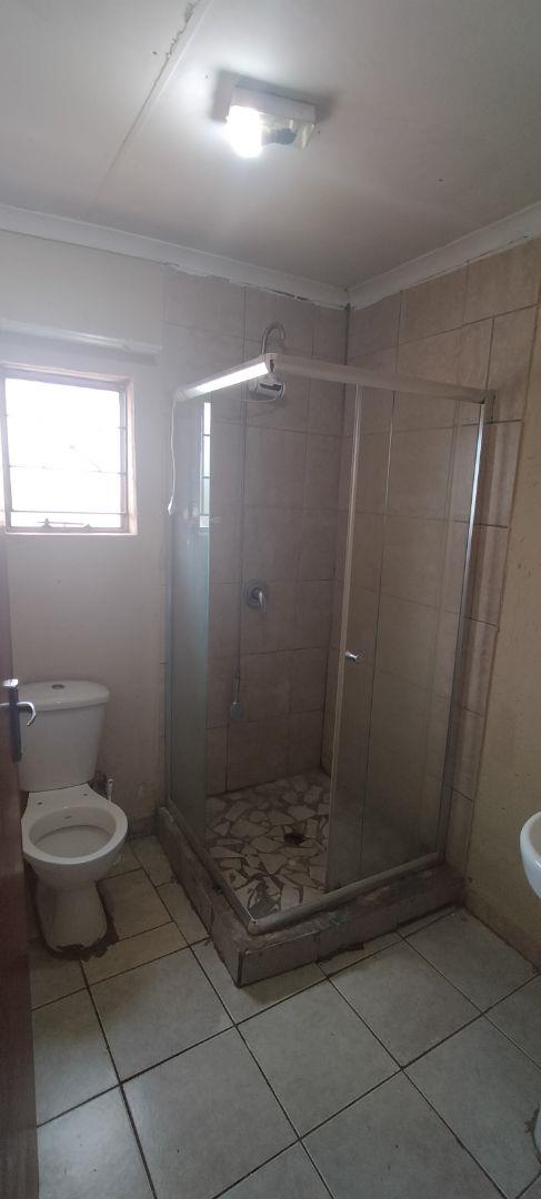 2 Bedroom Property for Sale in Kagiso Gauteng