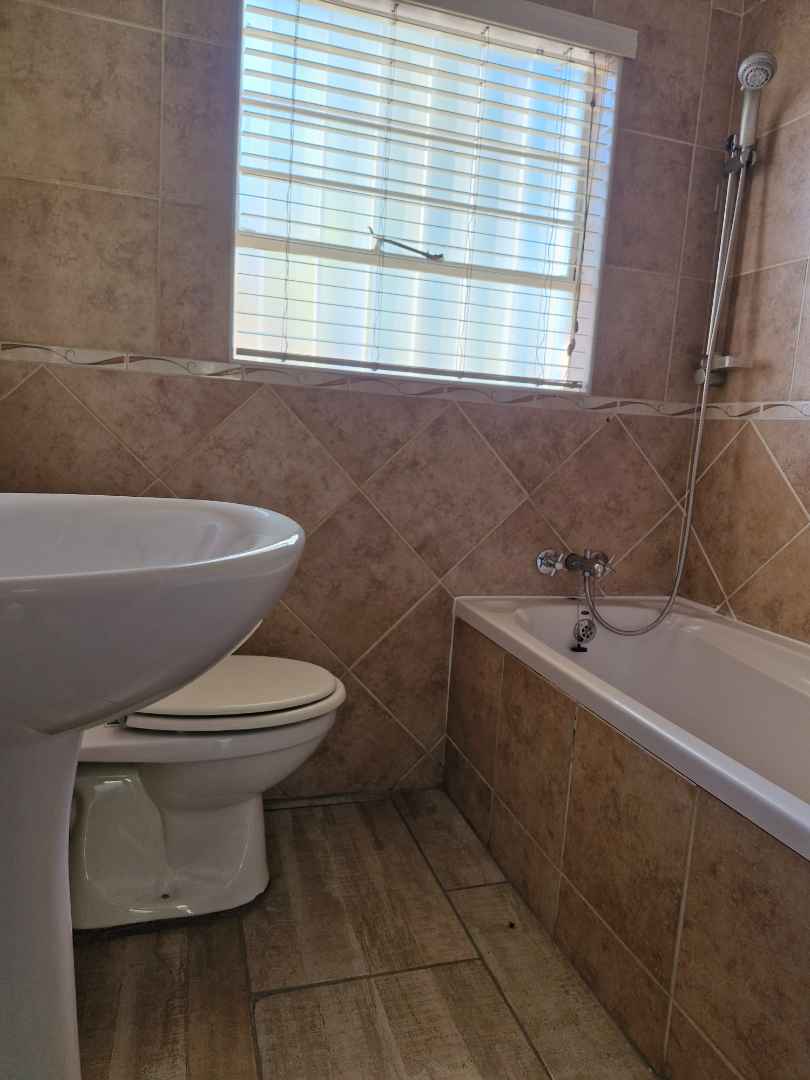 3 Bedroom Property for Sale in Ravenswood Gauteng