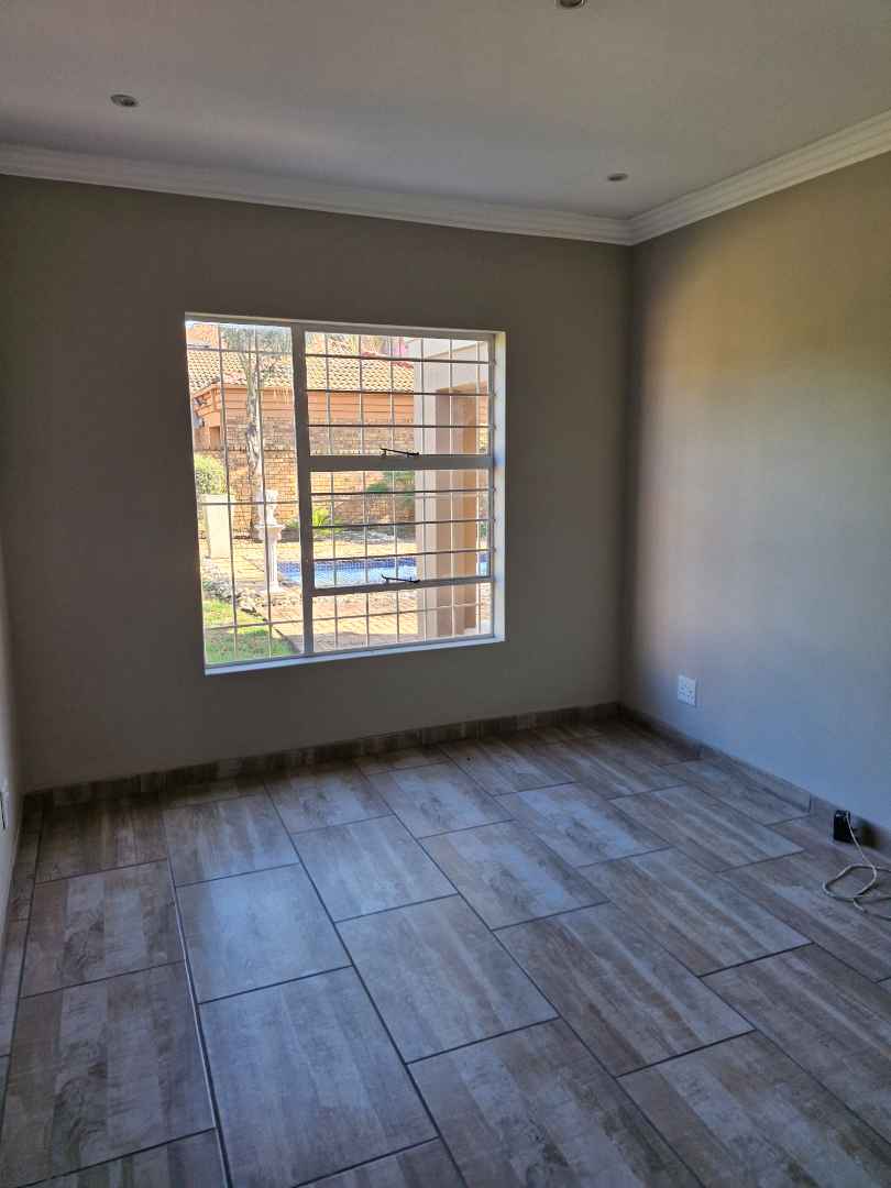 3 Bedroom Property for Sale in Ravenswood Gauteng