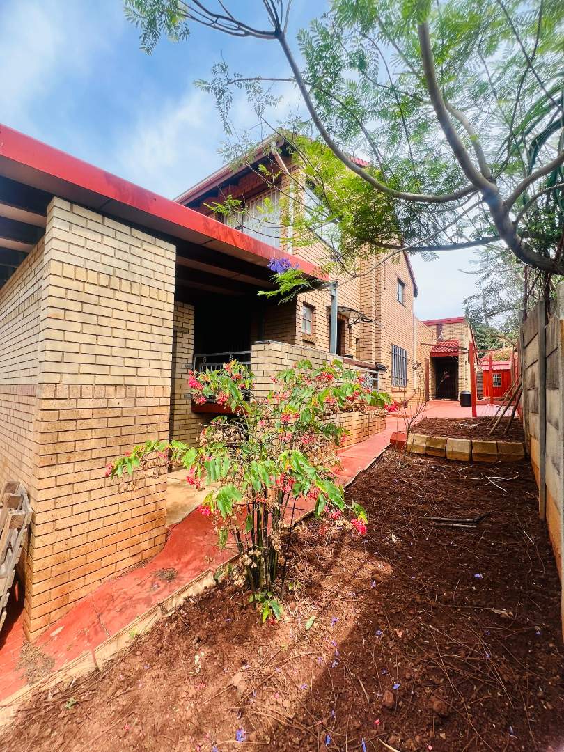 4 Bedroom Property for Sale in Danville Ext 5 Gauteng