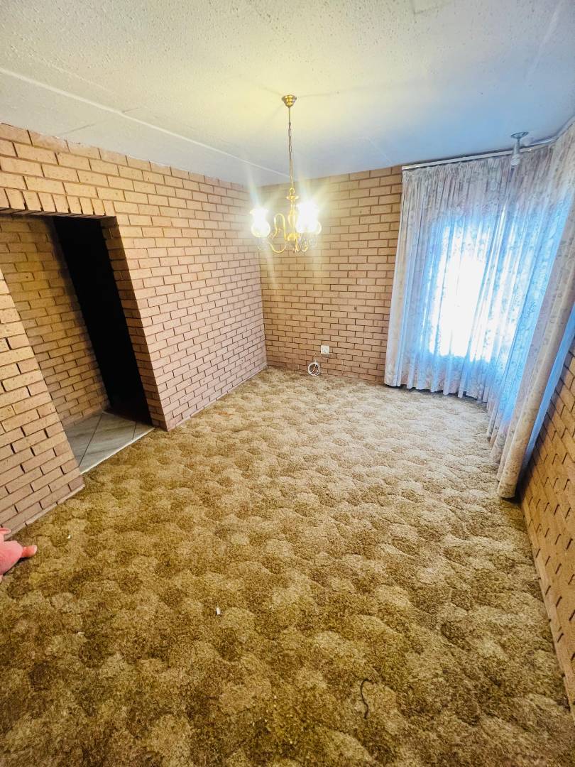 4 Bedroom Property for Sale in Danville Ext 5 Gauteng