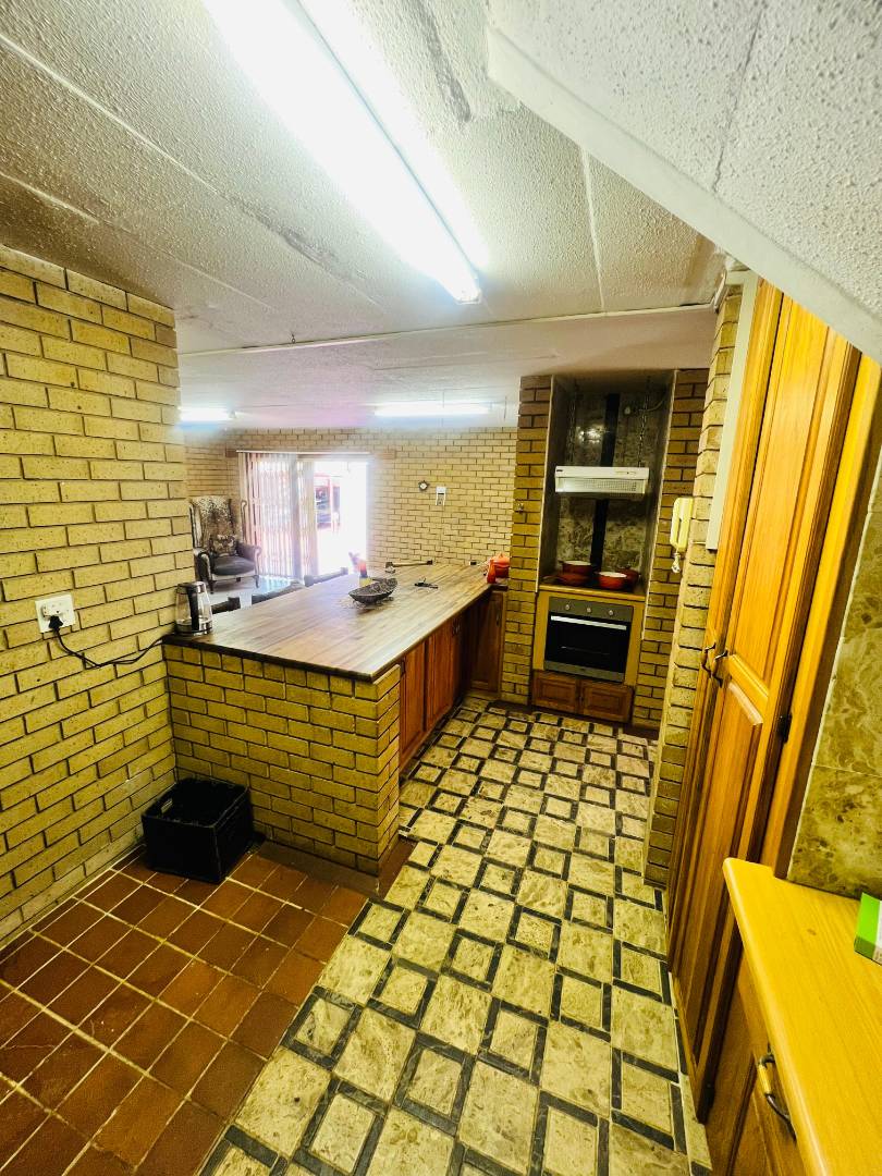 4 Bedroom Property for Sale in Danville Ext 5 Gauteng