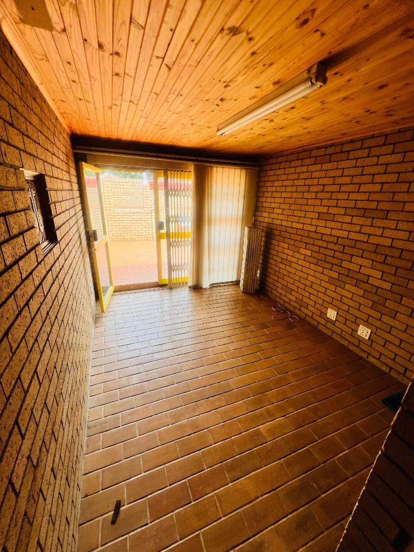 4 Bedroom Property for Sale in Danville Ext 5 Gauteng