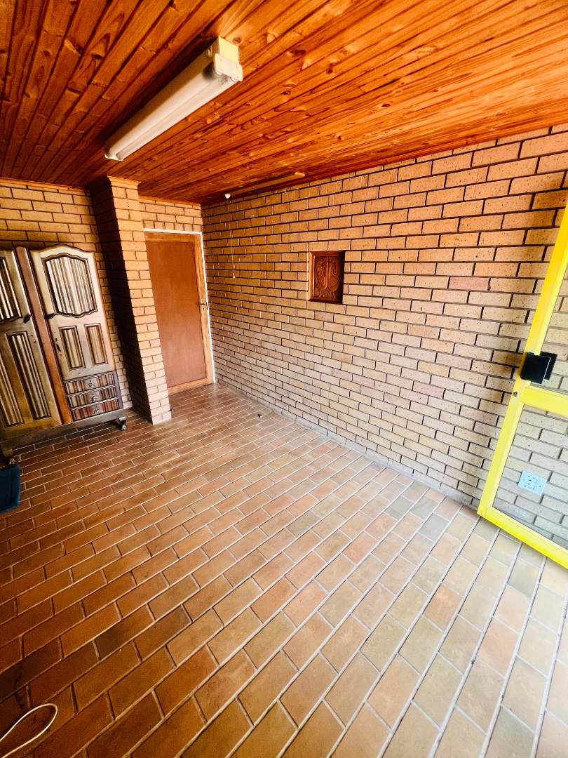 4 Bedroom Property for Sale in Danville Ext 5 Gauteng