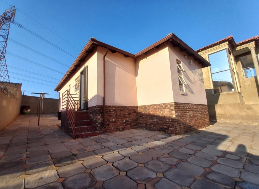 3 Bedroom Property for Sale in Atteridgeville Gauteng