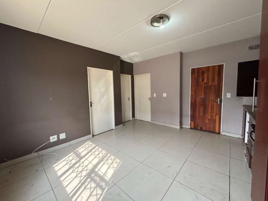 2 Bedroom Property for Sale in Fleurhof Gauteng