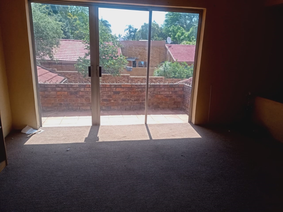 5 Bedroom Property for Sale in Amandasig Gauteng