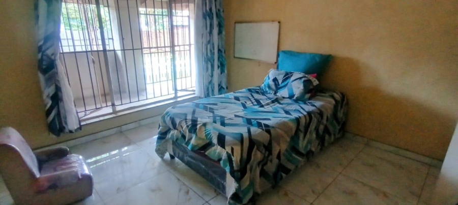 5 Bedroom Property for Sale in Amandasig Gauteng