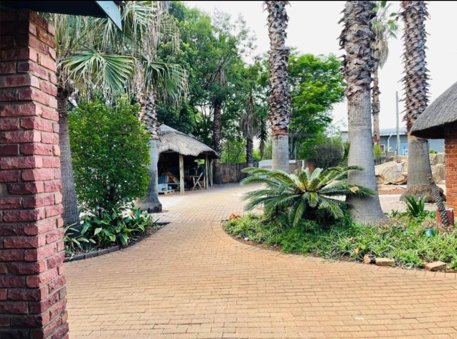 To Let 1 Bedroom Property for Rent in Clubview Gauteng