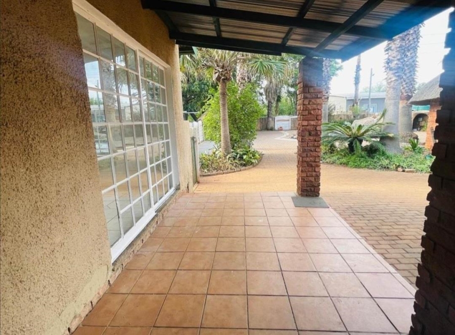 To Let 1 Bedroom Property for Rent in Clubview Gauteng