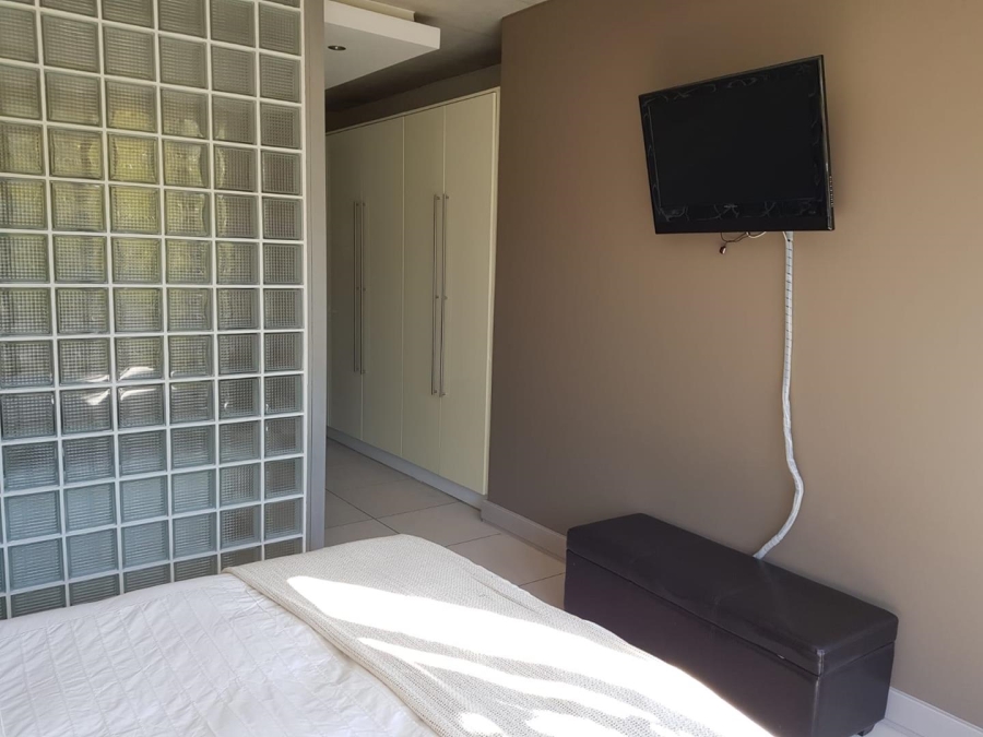 To Let 2 Bedroom Property for Rent in Melrose Arch Gauteng