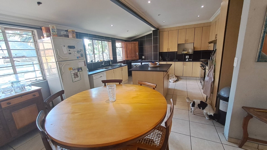 3 Bedroom Property for Sale in Brackendowns Gauteng