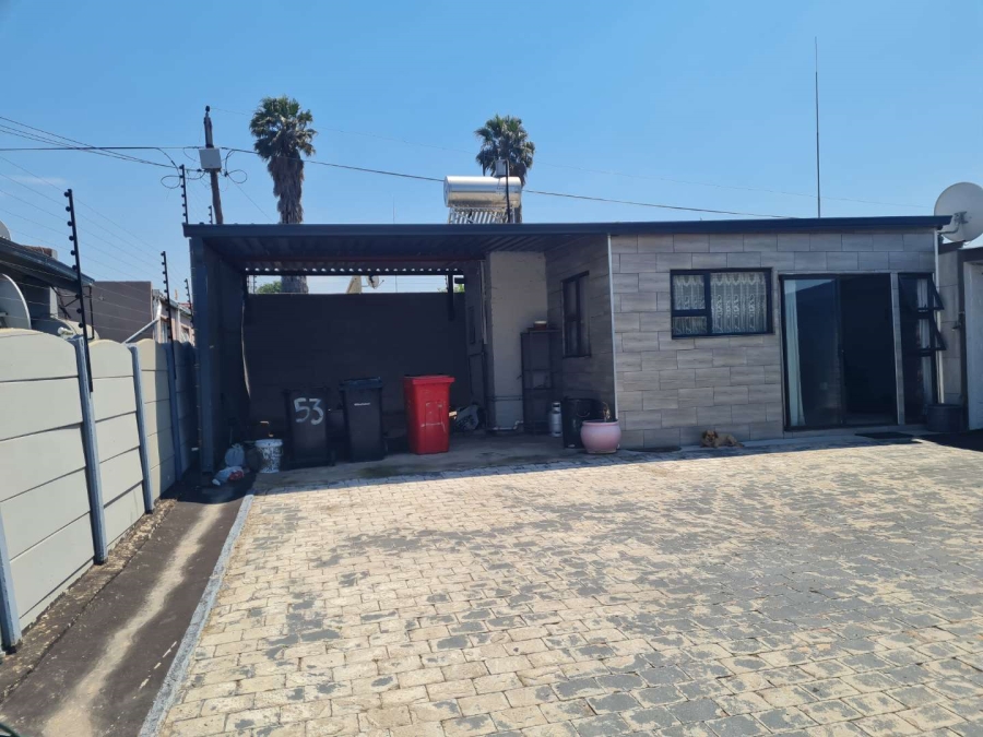 4 Bedroom Property for Sale in Lilianton Gauteng