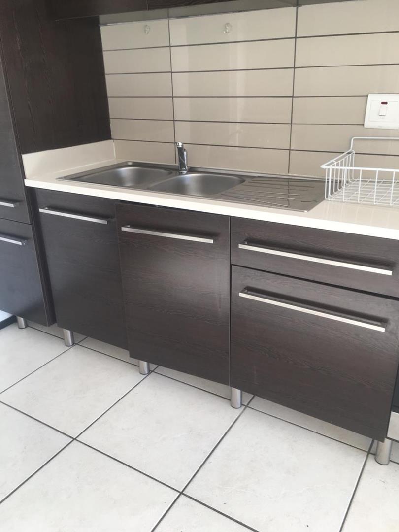 To Let 1 Bedroom Property for Rent in Greenstone Hill Gauteng