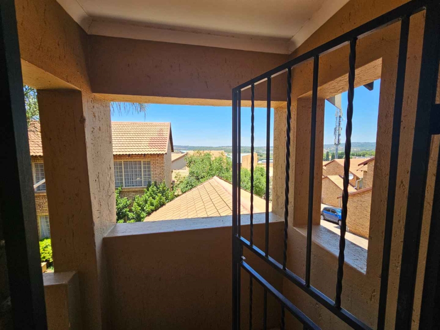 To Let 2 Bedroom Property for Rent in The Wilds Gauteng