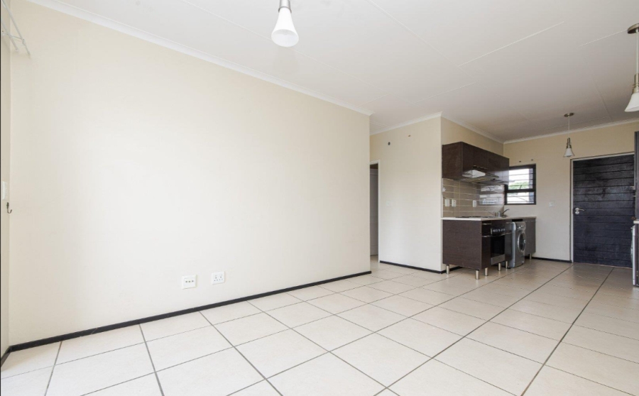 To Let 3 Bedroom Property for Rent in Noordwyk Gauteng