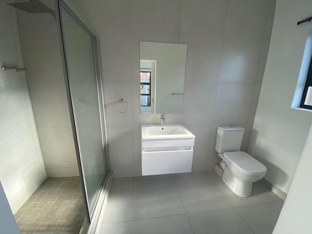 To Let 3 Bedroom Property for Rent in Beverley Gauteng