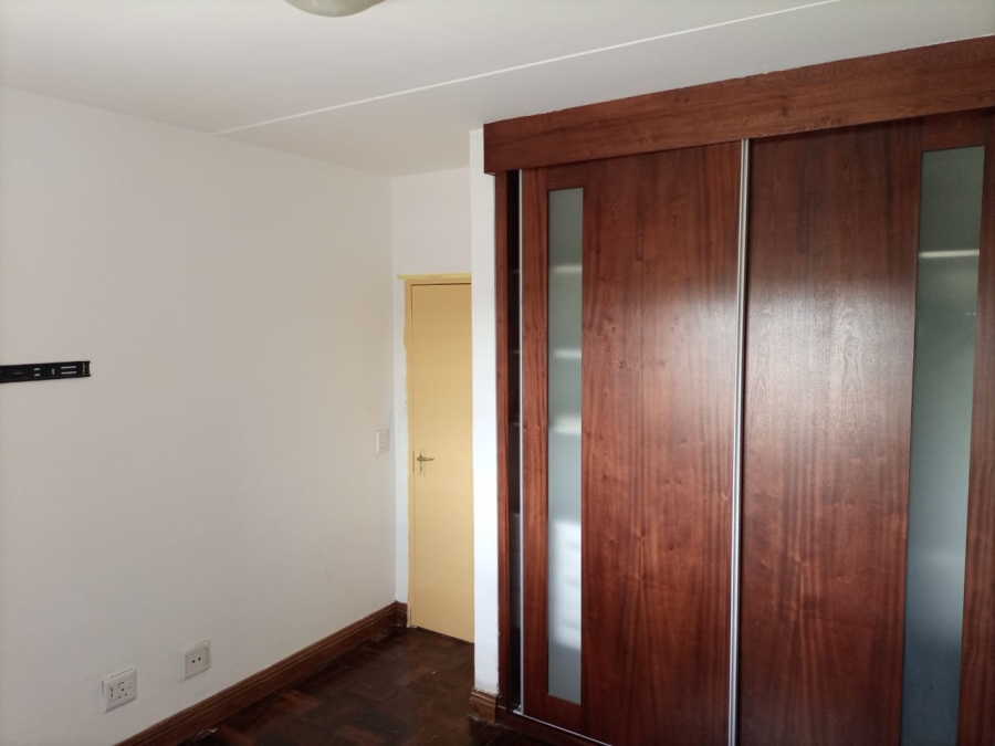 1 Bedroom Property for Sale in Sundowner Gauteng