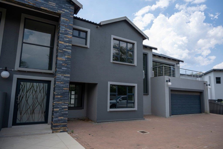 9 Bedroom Property for Sale in Montana Tuine Gauteng