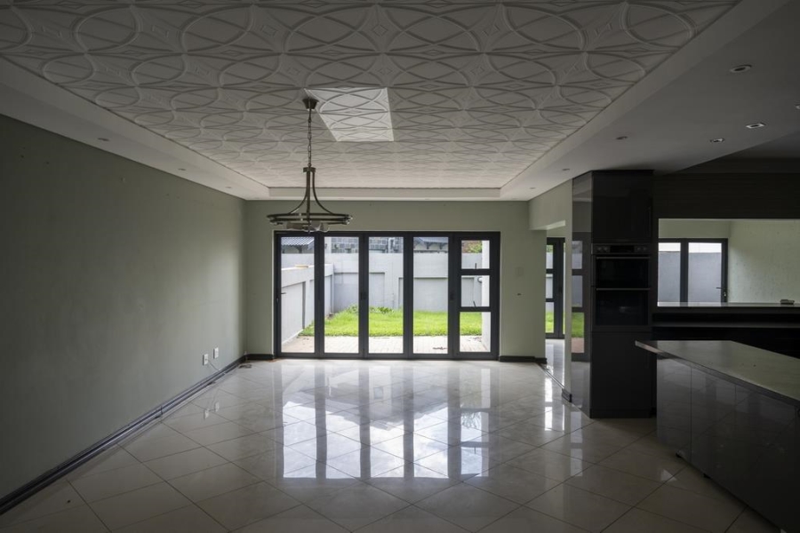 9 Bedroom Property for Sale in Montana Tuine Gauteng