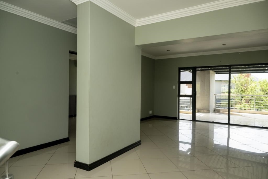 9 Bedroom Property for Sale in Montana Tuine Gauteng