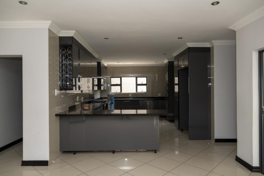 9 Bedroom Property for Sale in Montana Tuine Gauteng