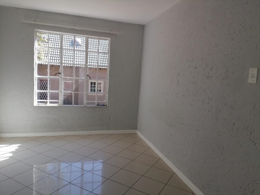 2 Bedroom Property for Sale in Bassonia Gauteng