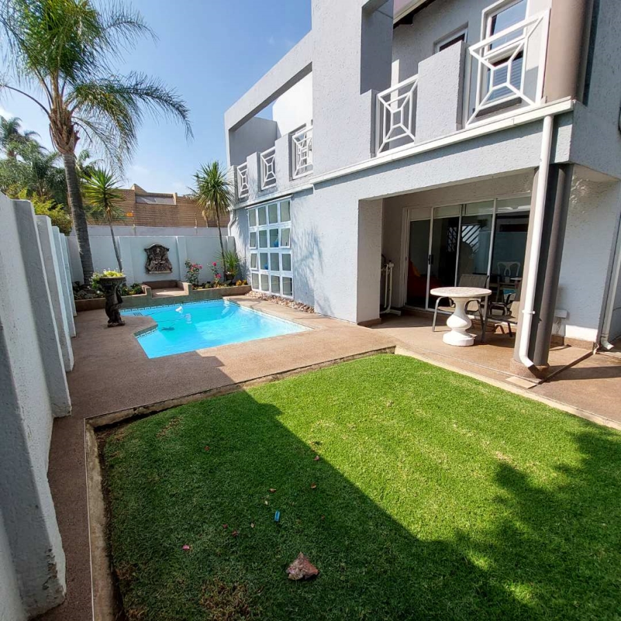 2 Bedroom Property for Sale in Meyersdal Gauteng