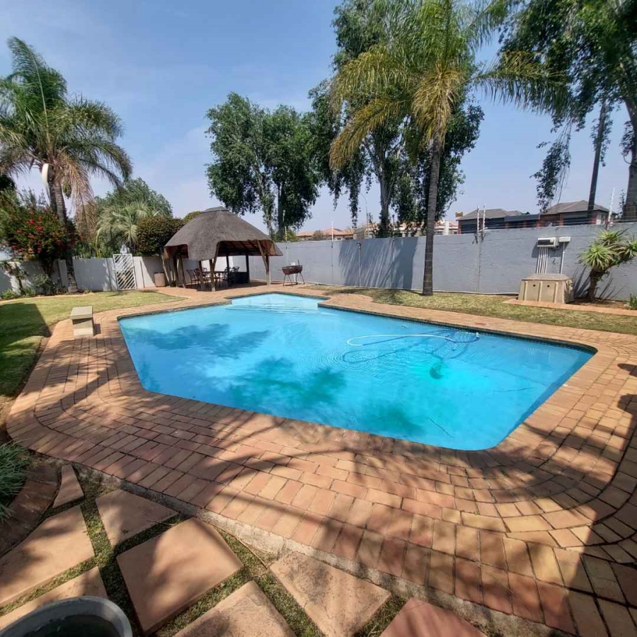 2 Bedroom Property for Sale in Meyersdal Gauteng