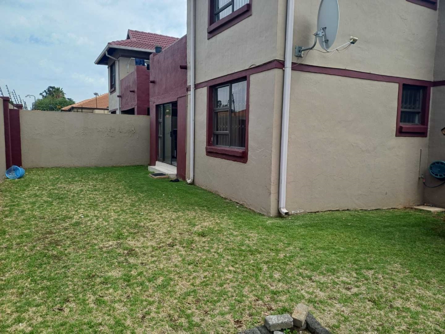 3 Bedroom Property for Sale in New Market Gauteng