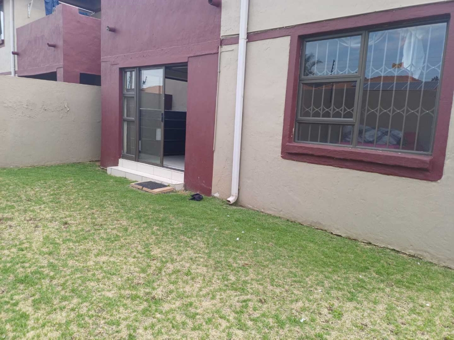 3 Bedroom Property for Sale in New Market Gauteng