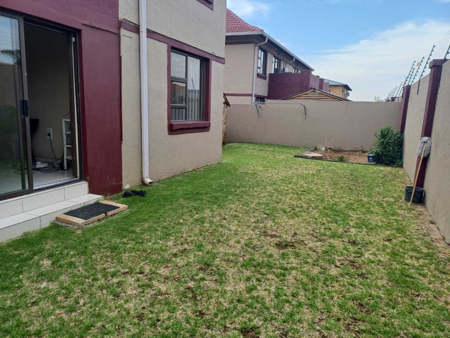 3 Bedroom Property for Sale in New Market Gauteng