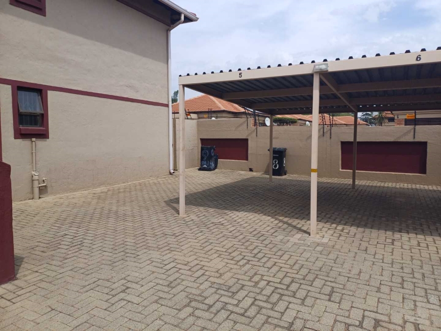 3 Bedroom Property for Sale in New Market Gauteng