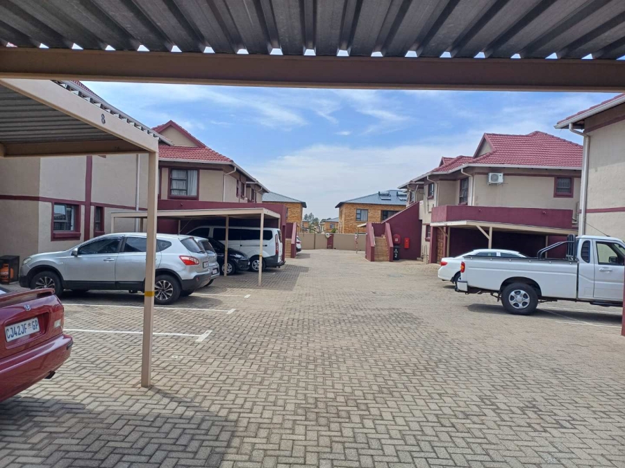 3 Bedroom Property for Sale in New Market Gauteng