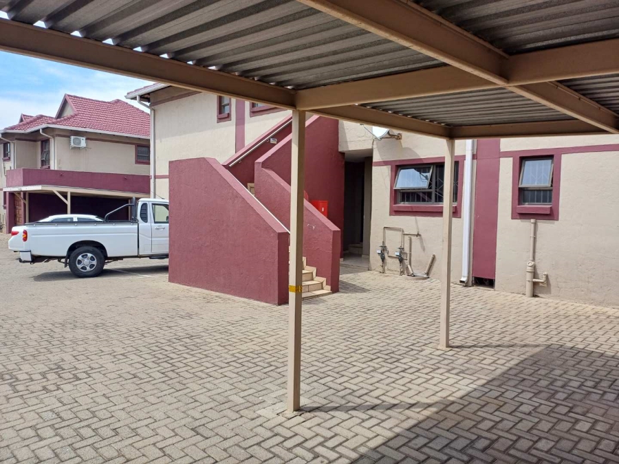 3 Bedroom Property for Sale in New Market Gauteng