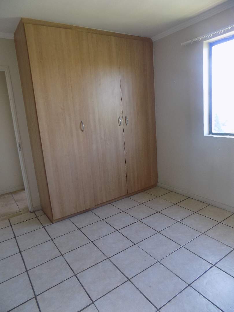 2 Bedroom Property for Sale in Sunninghill Gauteng