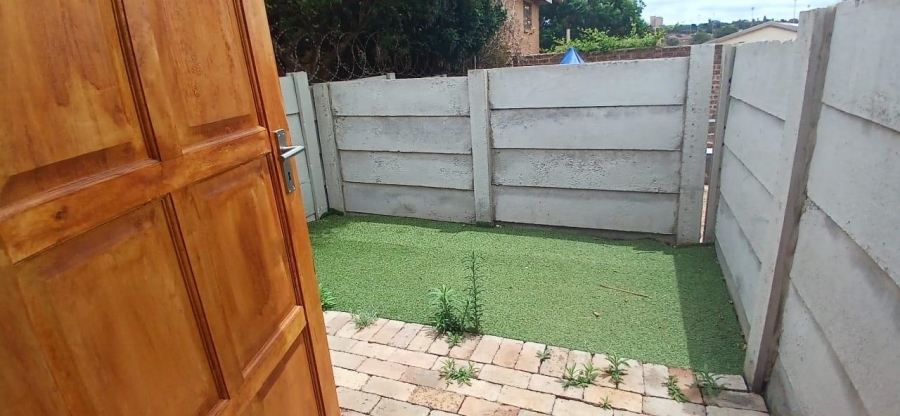 To Let 1 Bedroom Property for Rent in Eastleigh Gauteng