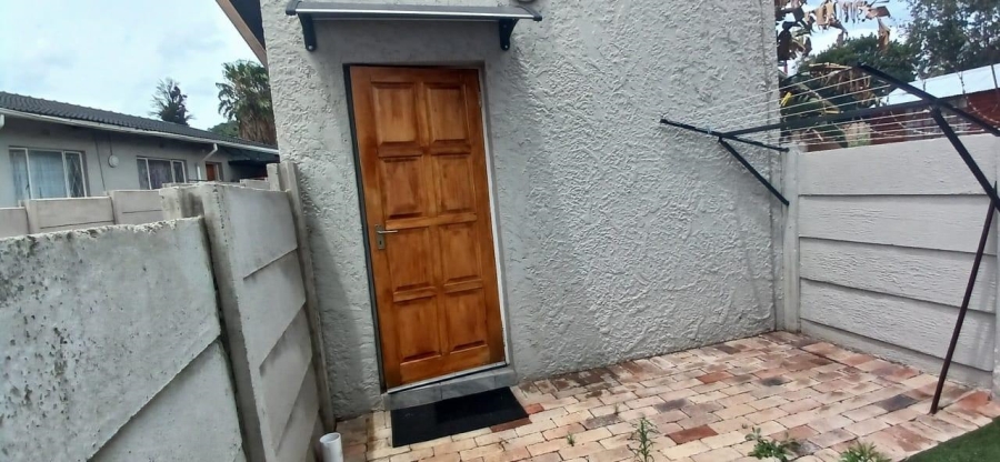 To Let 1 Bedroom Property for Rent in Eastleigh Gauteng