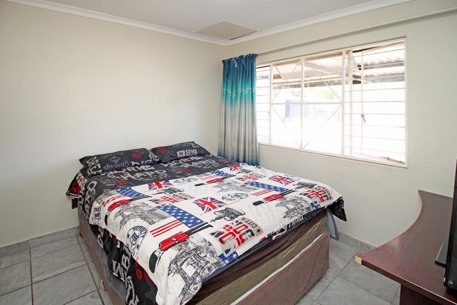 To Let 2 Bedroom Property for Rent in Eastleigh Gauteng