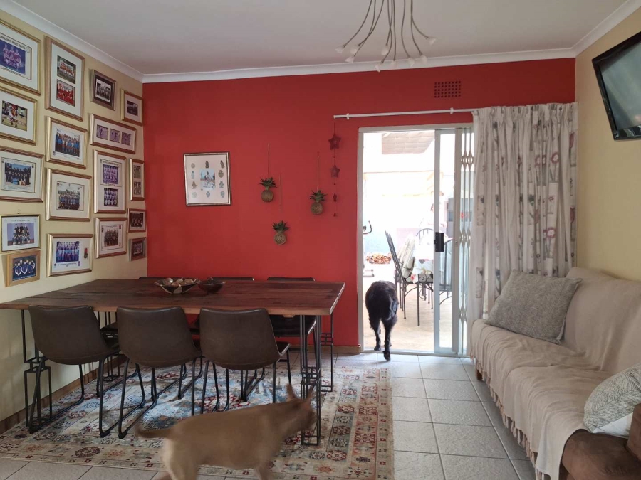 3 Bedroom Property for Sale in Farrarmere Gauteng