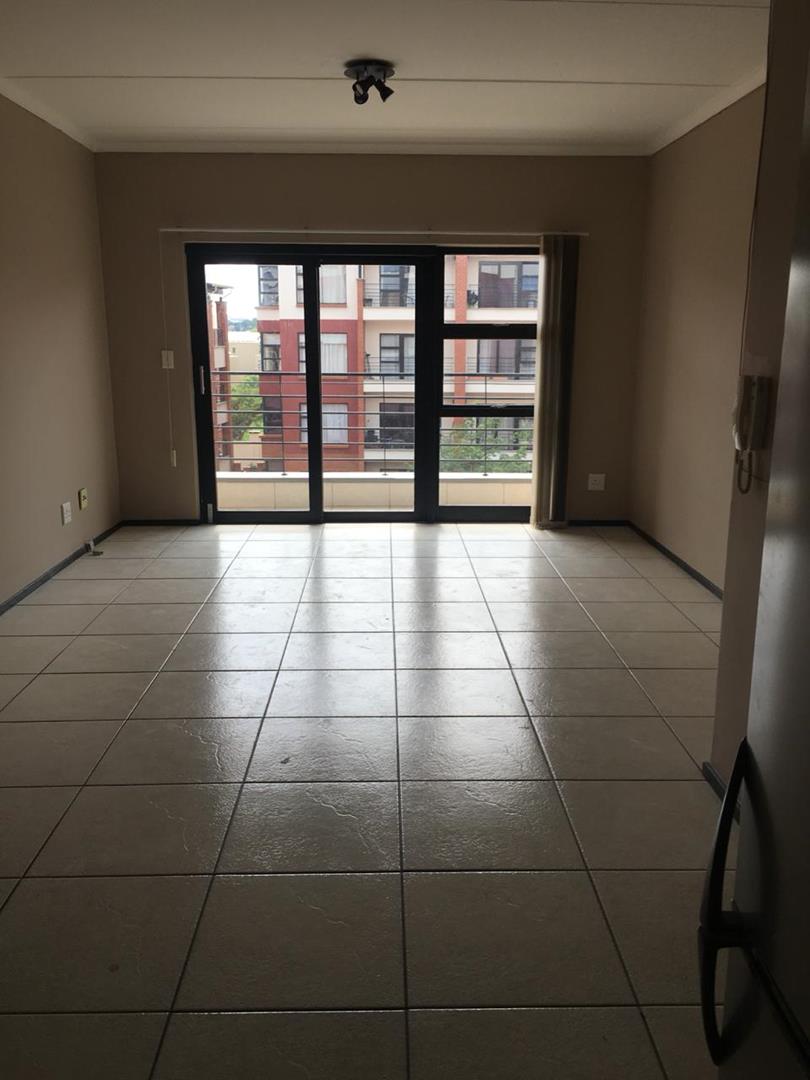 2 Bedroom Property for Sale in Greenstone Hill Gauteng