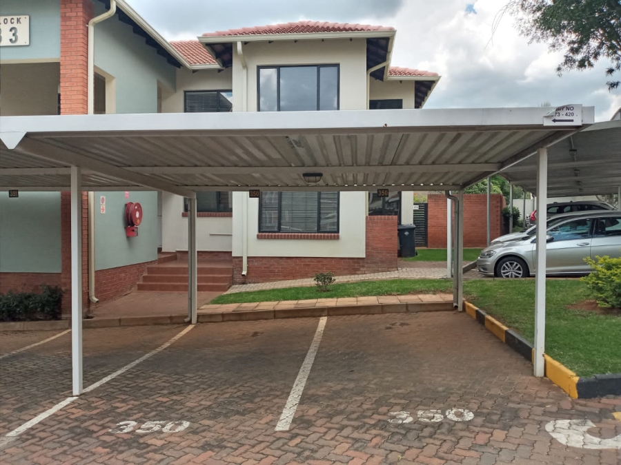 2 Bedroom Property for Sale in Greenstone Hill Gauteng