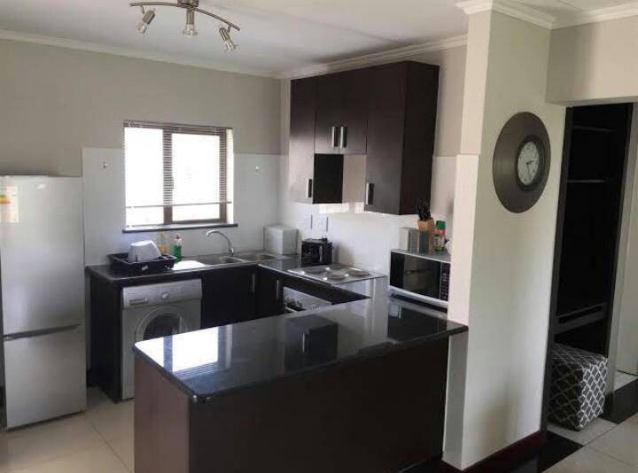 To Let 2 Bedroom Property for Rent in Noordwyk Gauteng