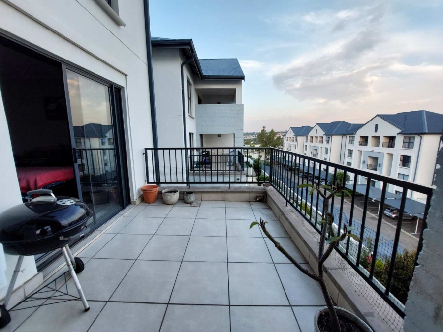 2 Bedroom Property for Sale in Petervale Gauteng