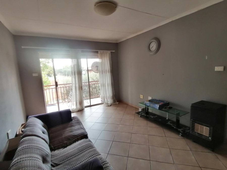 2 Bedroom Property for Sale in Birchleigh Gauteng