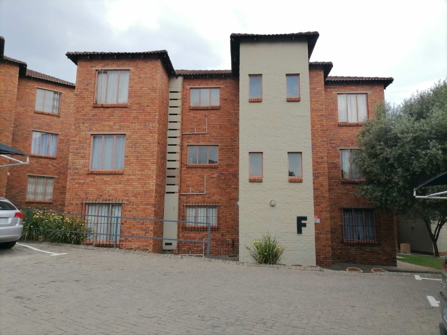 2 Bedroom Property for Sale in Birchleigh Gauteng